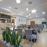 Apartmanhotel Platino Mare & 4*