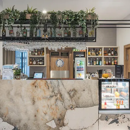 Platino Mare & Apartmanhotel 4*
