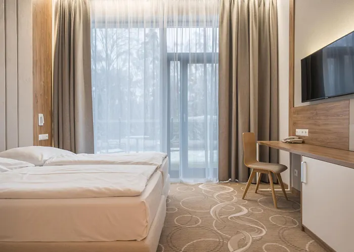 Aparthotel Platino Mare & 4*