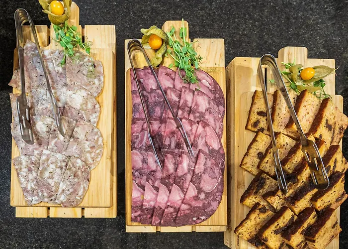 Aparthotel Platino Mare & 4*