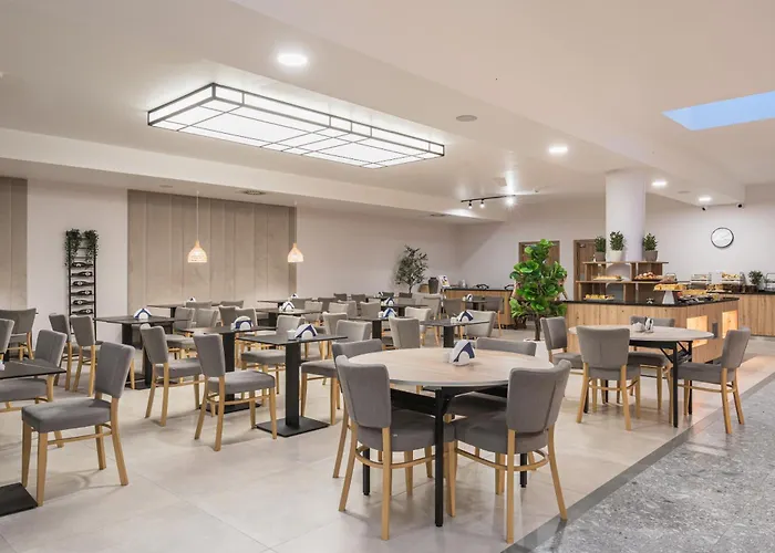 Platino Mare & Aparthotel 4*