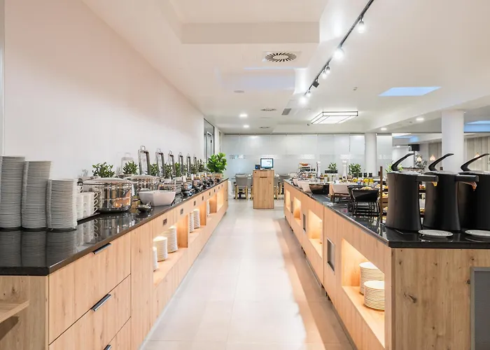 Aparthotel Platino Mare & 4*